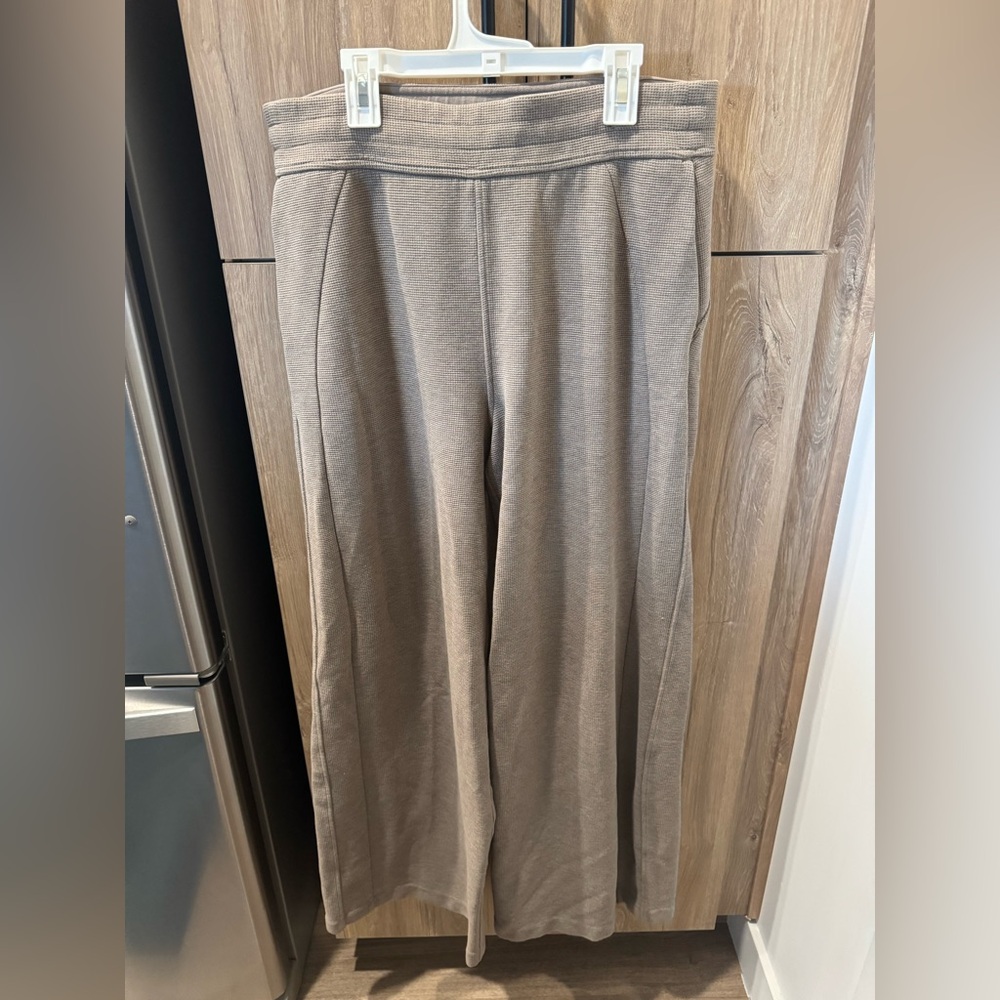 Lululemon Scuba Wide Leg Waffle Pant